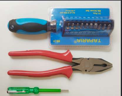Taparia BS 31 31-Piece Bit Driver & Screwdriver Set with Combination Plier
